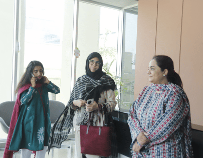 Oncogen Pharma manufacturing plant visit session — photo 2